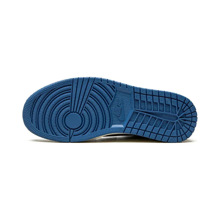 Travis Scott x Air Jordan 1 Low Fragment