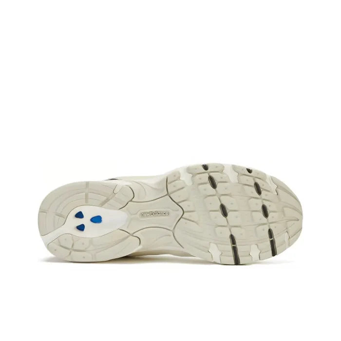 New Balance MR 530 Ivory